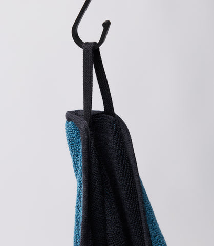 Nope und Nopes Beach Towel Mallard Green