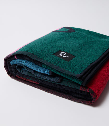 Nope und Nopes Beach Towel Mallard Green
