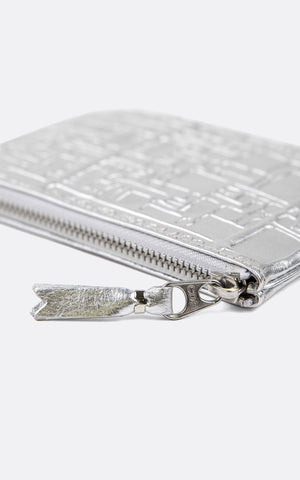 WALLET EMBOSSED LOGO ZIP POUCH SILVER