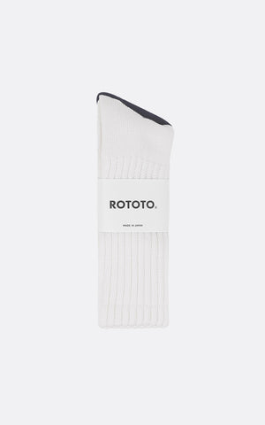 LOOSE PILE CREW SOCKS WHITE